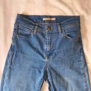 LEVIS 720 high rise super skinny jeans